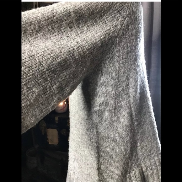 CAROLYN TAYLOR Wool Mohair Blend Cowl NecK Sweater - Picture 6 of 9